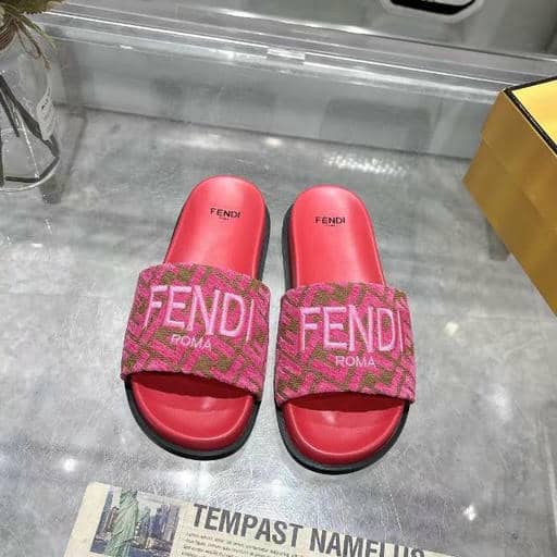 Fendi Slipper-17